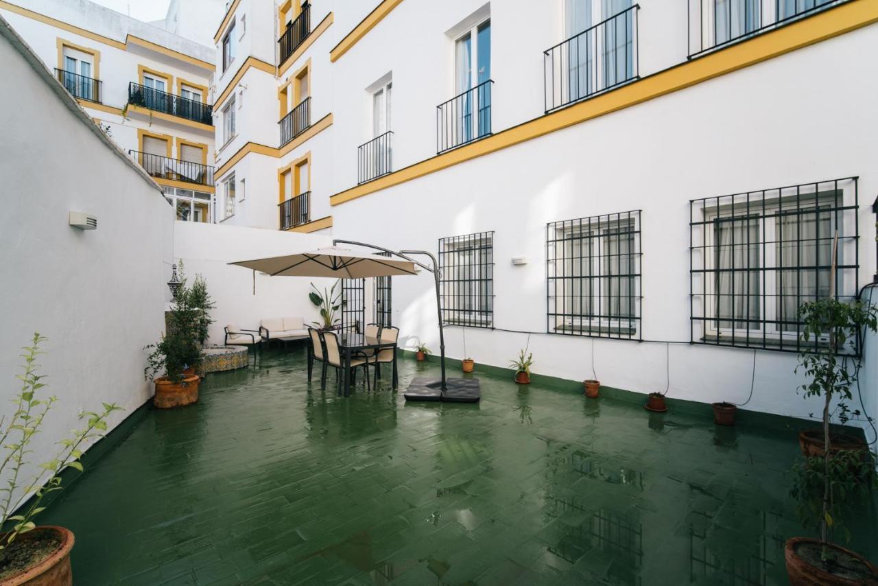 Apartamentos Abreu Suites Seville Exterior photo